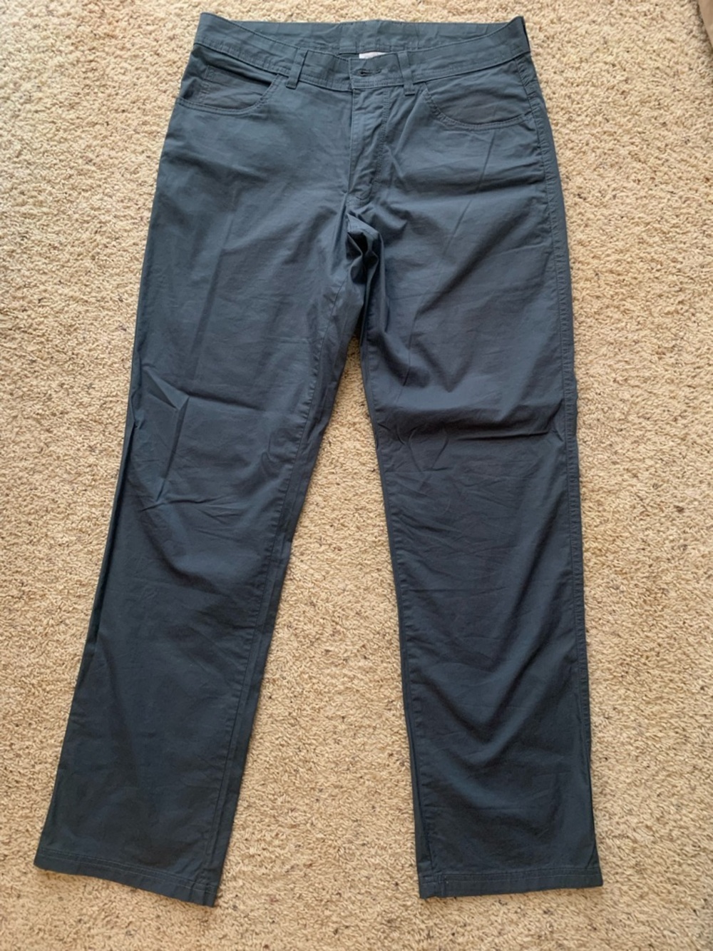 Men's Straight Chinos in Charcoal - Classic Everyday Style size 32x32